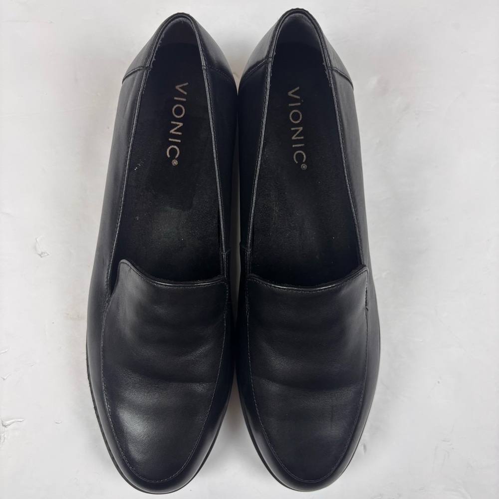 Vionic Kensley Black Leather Lug Sole Loafers Womens 9.5 Slip On Comfort NEW - Picture 9 of 11